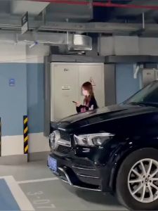 Sweater Rajut Wanita Leher Bulat Lengan Panjang: Gaya Korea & Tips Memilih