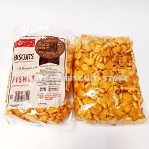 BISCUIT NISSIN FISHLY 300 gram - kue kering rasa durian