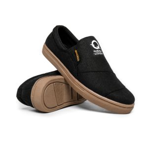 Sepatu Sneakers Canvas & Sepatu Kets Casual Slip On Distro Pria Wanita