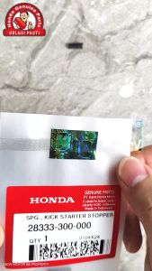 Per Step Footstep Belakang BeAT Vario Genio Scoopy PCX ADV CBR150 CB150R Sonic Supra GTR Scoopy K2F Original HGP 28333-300-000