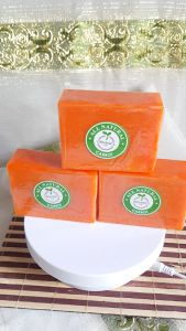 ALL NATURAL(ORGANICS) CARROT WHITENING SOAP - 135 Grams (3 Pcs)
