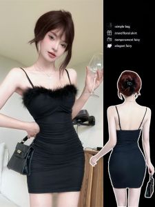 ชุดเดรสยาวปานกลางแขนกุดคอวีแขนกุดผ้าโพลีเอสเตอร์ทรงเอเอวสูงลายดอกไม้เซ็กซี่สำหรับผู้หญิงชุดสองชิ้นฤดูร้อนปี 2025