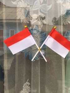 BENDERA CEPLOK KACA MOBIL ISI 20 PCS