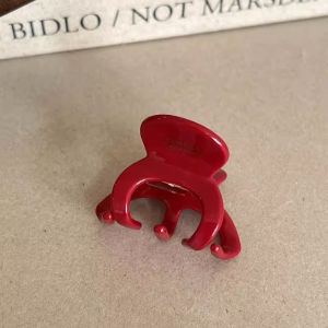 กิ๊บติดผมหางม้าสูงแบบใหม่ปี 2024 สำหรับผู้หญิง ทรงกระดูกฉลาม กิ๊บติดผมทรงไม้กางเขนอะซิเตทสั้น ประดับผมสไตล์หวานๆ