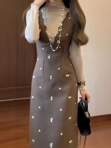 CHANGTONG | Bộ Đầm Vintage Thêu Hoa & Áo Len Pháp