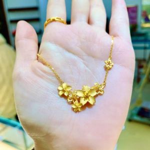 Three Lives Flower Necklace Happy Marriage Womens Style Blooming Chain Alloy Pendant Silver Gold Plated Multi-Layer Jewelry