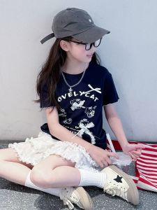 BUBBLECHICKEN | Unique Cute Girl T-Shirt
