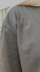 Kaos Atasan Wanita Oversize Arzheina: Desain Unik & Nyaman