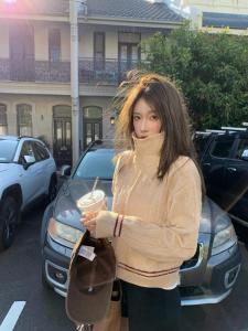 Buwan Studio ฤดูใบไม้ร่วง ฤดูหนาว ถัก Ted สายแขนยาว ถัก คาร์ดิเกน ผู้หญิง ปกตั้ง สตรีทสไตล์ แจ๊กเก็ตสีบริสุทธิ์