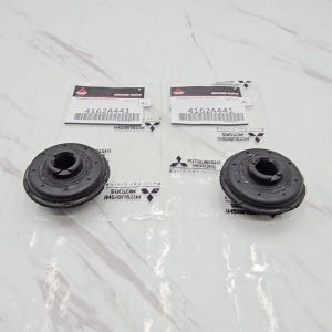 KARET TATAKAN SHOCK SOK BEKER BELAKANG ATAS KIRI KANAN MITSUBISHI XPANDER 1SET 2PCS