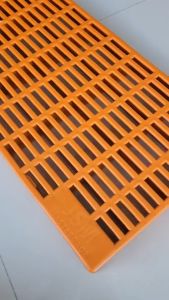 [ส่งฟรี] พื้นพลาสติกใหม่ ขนาด 5 เซนติเมตร (30x100x5 ซม.) - แสลท ปูพื้น - วางของ - ปูกรงสัตว์เลี้ยง - ชั้นวางตันไม้ - โรงเรือน