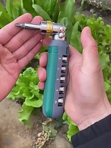 14 in 1 Ratchet Screwdriver Set Rotary Ratchet Handle Magnetic Screwdriver Bit Set Torx Phillips Multi-Function Hand Repair Tool