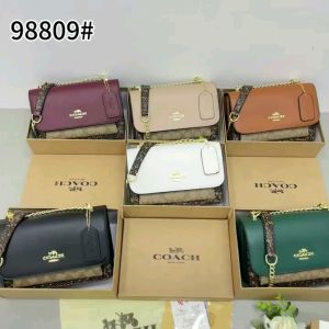 [With box]2024 New Womens Crossbody Bag Single Shoulder Bag Two Shoulder Straps Womens New Carrying Bag Versatile Fashion Handbag