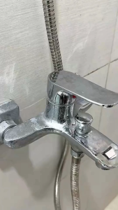 Nước Tẩy Rửa Nhà Tắm Thiên Nhiên Denkmit BADREINIGER 750ml - Sạch Bóng An Toàn Hàng Đức Chính Hãng