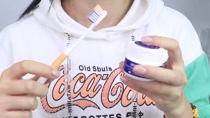 Bột Trắng Răng Chiết Xuất Ngọc Trai Bạc Hà