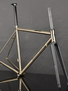 Steel Frame with Carbon Fiber Fork 700C Bicycle Frame