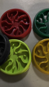 Slow Feeder For Dog Cats Puppy Food Plastic Feeder Plastic Slow Feeder-SF