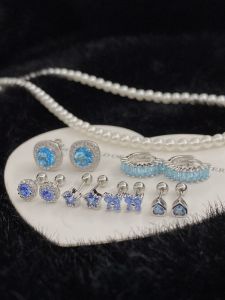 Shiny Blue Zircon Spiral Ear Bone Pin Womens Fashion Jewelry Original Design Titanium Steel Ear Studs Versatile Heart/Droplet/Bell