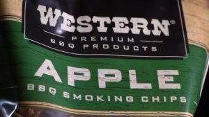 วิสเทิร์น เศษไม้รมควันแอปเปิ้ลบาร์บีคิว 900 กรัม - Western Apple BBQ Smoking Wood Chips 900g