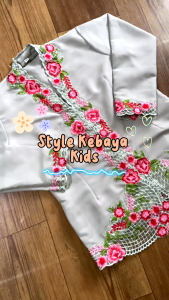 ชุด เกอบาย่า เด็กผู้หญิง Encim Kebaya for Children Aged 4-9 Years / Kindergarten and Elementary School Childrens Kebaya / Embroidered Childrens Kebaya 4.9 4.3k ratings 8.1k Sold icon help