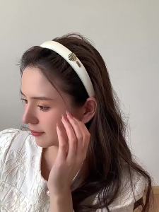Retro Small Fragrant Wind Camellia Headband for Woman Elegant Temperament Sponge Hair Band Fashion Girls Washing Face Headband