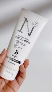 PREMIERE BEAUTE Facial Wash Face Wash Niacinamide Centella Luminous White Glow Brightening Facial Wash 100gr