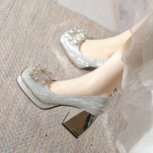 รองเท้าส้นสูงแบบสวมส้นหนาสำหรับผู้หญิง ทรงหัวเหลี่ยม สีชампан์ รองเท้าแต่งงาน รองเท้าแฟชั่นฤดูใบไม้ผลิ 2025 รองเท้าส้นเดี่ยว