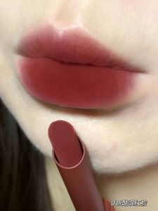 Blue Tone Satin Finish Lipstick Whiten Yellow Skin True Red Color Autumn Winter Lip Makeup Tool Gagn 401 Satin Matte Lipstick