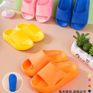 Summer New Style Small And Medium Sized Childrens Slippers Cotton Slip-On Indoor Home Shoes for Kids Boys And Girls