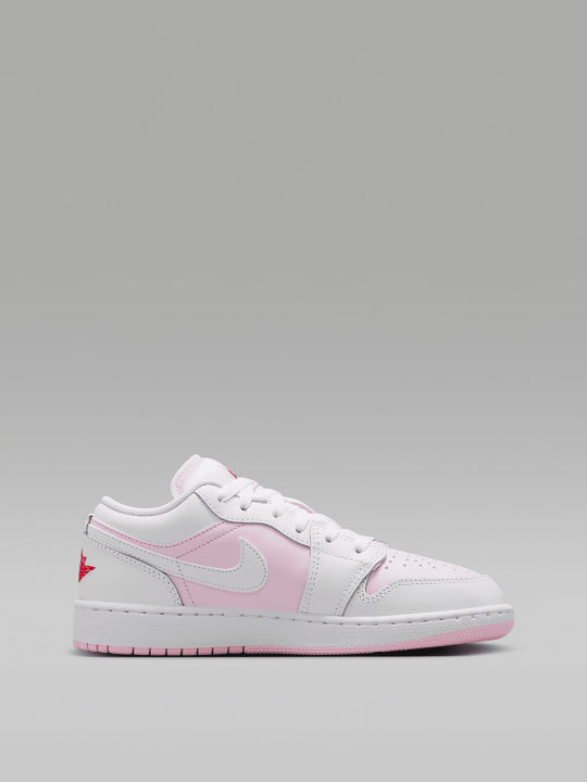 Nike%20%7C%20Gi%C3%A0y%20B%C3%B3ng%20R%E1%BB%95%20Phong%20C%C3%A1ch%20Retro%20Cho%20B%C3%A9%20G%C3%A1i%20-%20Image%203