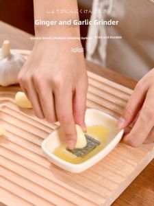 Food Mill for Garlic Ginger Puree Baby Food Manual Masher