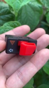 Công tắc xi nhan tích hợp Hazard cao cấp nháy cả 4 bóng Cho SH 2012-2016