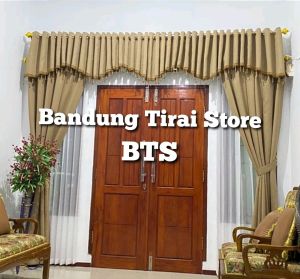 Gorden Blackout Premium Poni Pisah Pakai Renda Kristal Tinggi 250 270 cm