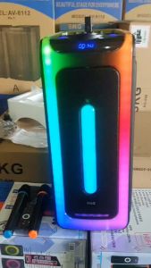 SKG ลำโพงมัลติฟังก์ชั่น ลำโพง ลำโพงบลูทูธ 8 นิ้ว x 2 ดอกแถมฟรีไมค์ลอย2อัน รุ่น SR-207