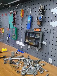 กล่องอะไหล่ 24pcs กล่องเครื่องมือ กล่องใส่น๊อต 13.5x10.5x7.5CM พลาสติกหนาพิเศษ วางซ้อนกันได้ แข็งแรง ทนความร้อนได้ดี