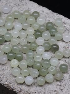 ปุ่มกระดุมไหมไหมน้ำหอมหรูหราแบบกลมพร้อมรูเอียง ปุ่มกระดุมผ้าไตรย์สำหรับเสื้อผ้าผู้หญิง เครื่องประดับแฟชั่นฤดูใบไม้ผลิ