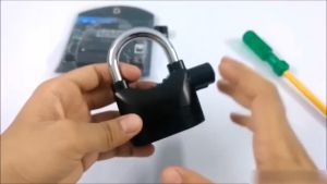 ( Regular Size Design ) New High Quality Loud Siren Alarm Lock Anti Theft Security System Padlock 110Db Hardened Steel Great For Motorcycle Electronic Bike Bicycle & Other Properties