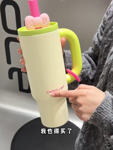 แก้วเก็บความเย็น/ร้อน แบบมีหูหิ้ว สแตนเลสแท้ สแตนเลส 304 ขนาด 1200ml การ์ตูน