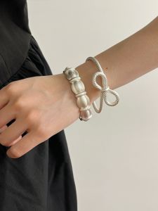 Original Design Metal Woven Butterfly Knot Bracelet Matte Finish Silver Line Sensation Small Audience Arm Ring Hand Jewelry