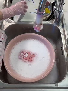 Sanrio Cleansing Sponge 三丽鸥洗碗海绵擦 Span Cuci Pinggan Span Dapur Serap Air Pembersihan Dapur Kitchen Dishwashing Compressed Wood