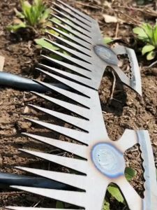 คราดเก็บหญ้า คราดเหล็ก คราด 11 ฟัน/8 ฟัน/4 ฟัน ถอนราก ราคาถูกและใช้งานง่าย คาดการ หัวคู่จอบขุดดิน