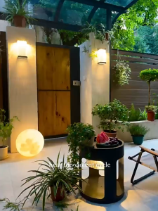 Đèn Decor Ngoại Thất Tích Hợp Khay Đựng Đồ Sang Trọng Cho Bữa Tiệc Tối
