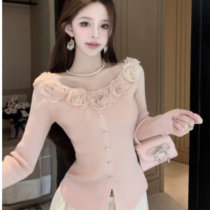 GUZILIAN | เสื้อถักแขนยาวทรงสลิมฟิตสำหรับผู้หญิง ดีไซน์ฤดูใบไม้ร่วง/ฤดูหนาว เสื้อเชิ้ตคอวีลายดอกไม้ 3 มิติ ทรงสลิมฟิต ทรงสลิมฟิต