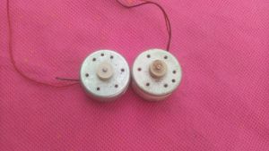 Dinamo mini generator dc 3 s/d 58 volt  copotan/dinamo layangan/dinamo trondol/dinamo tamiya dc 15 s/d 45 volt/dinamo getar kencang/dinamo getar mini/dinamo vibration dc 36 volt/dinamo prakarya