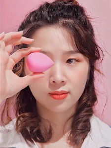 4 Pcs Box Makeup Spons Beauty Blender Sponge Puff Blender digunakan Untuk Blending Countouring dan Shading