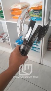 Kampak Kecil untuk Outdoor: Alat Berkebun & Survival