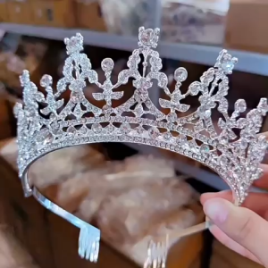 Bridal Crown Tiara Rhinestone Headband Birthday Crown Party Hair Accessories(ready stock)