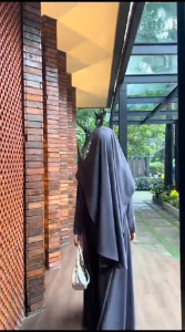 SAFIRA SYARI (LABEL SAVNA) | GAMIS SET HIJAB LINEN POLOS TERBARU TERLARIS