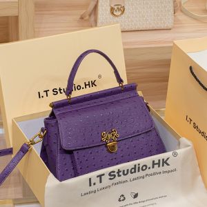 Large Capacity Women's Handbags: High-End Fashion & Functionality