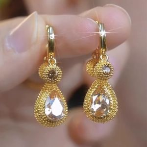 KAQI | Bông Tai Hình Giọt Nước Màu Vàng Đa Dụng Elegante